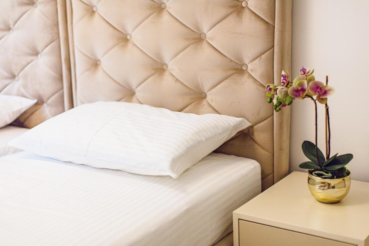Montesun Fontana Apartments บุดวา ภายนอก รูปภาพ