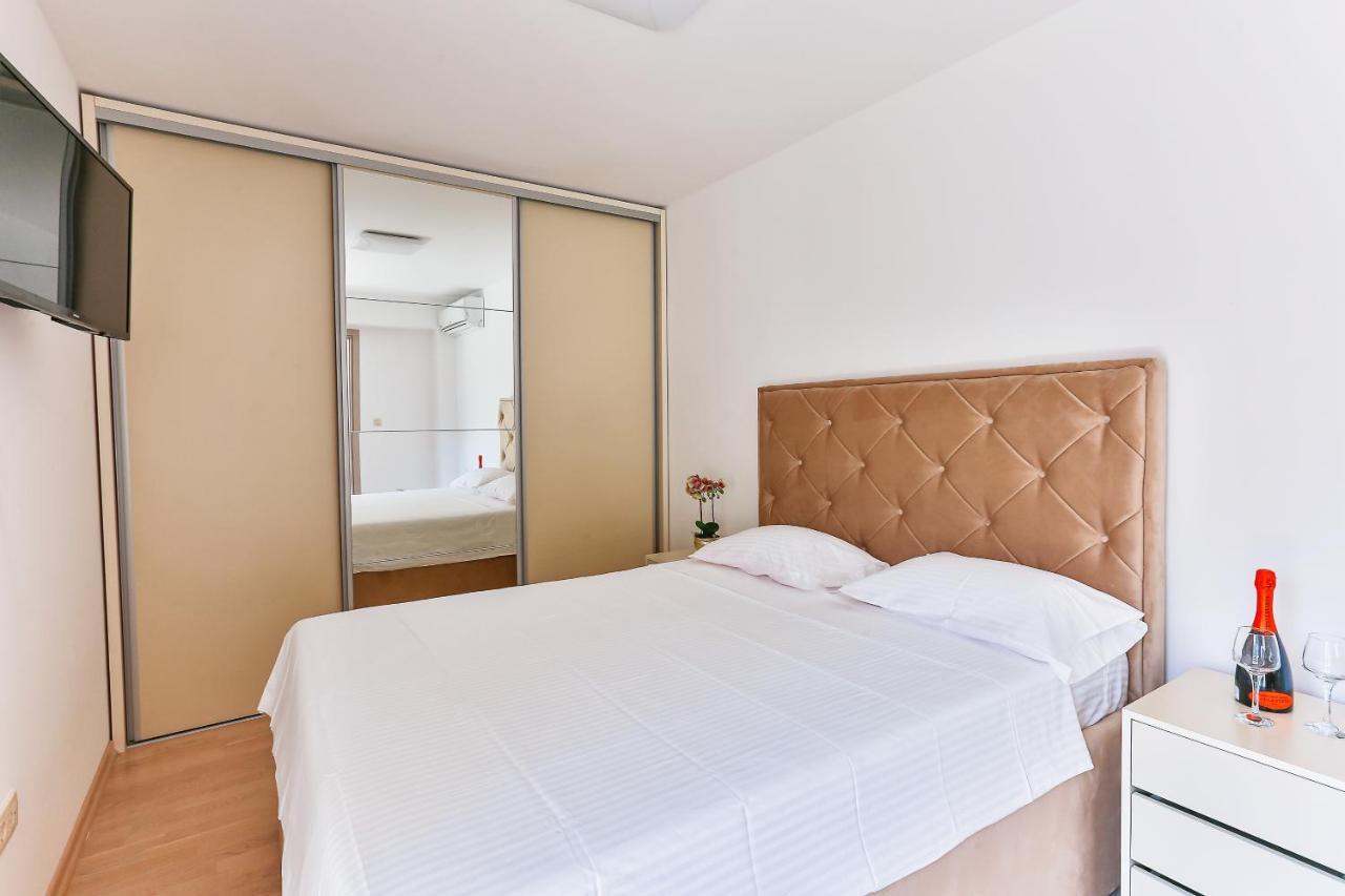 Montesun Fontana Apartments บุดวา ภายนอก รูปภาพ