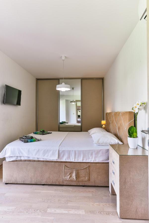 Montesun Fontana Apartments บุดวา ภายนอก รูปภาพ