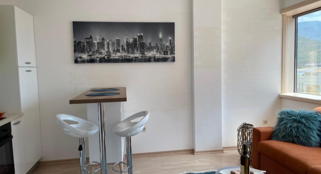 Montesun Fontana Apartments บุดวา ภายนอก รูปภาพ